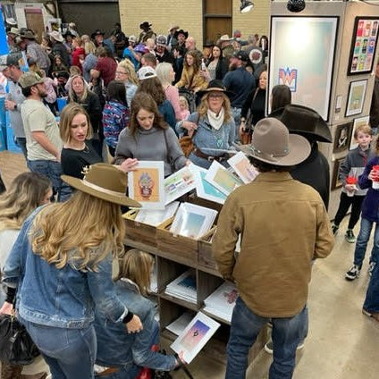crowd at crum art booth fwwsr